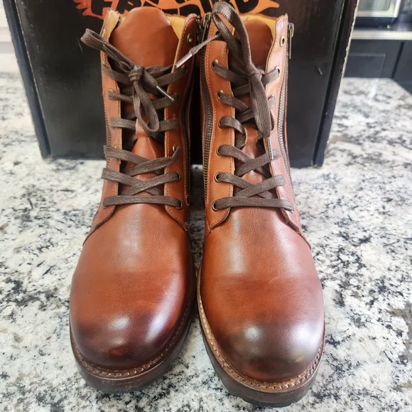 Freebird Men's Tan Leather Lace-Up Boots - Picture 2 of 4